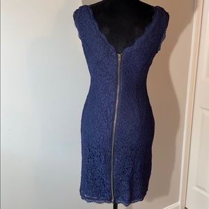 💥BOUTIQUE Fitted Lace Dress